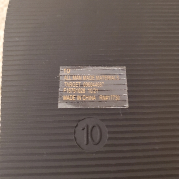 Slide in sandals - Picture 12 of 12